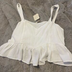 NWT! Roolee Boutique White Ruffled Crop Top size XL/XXL